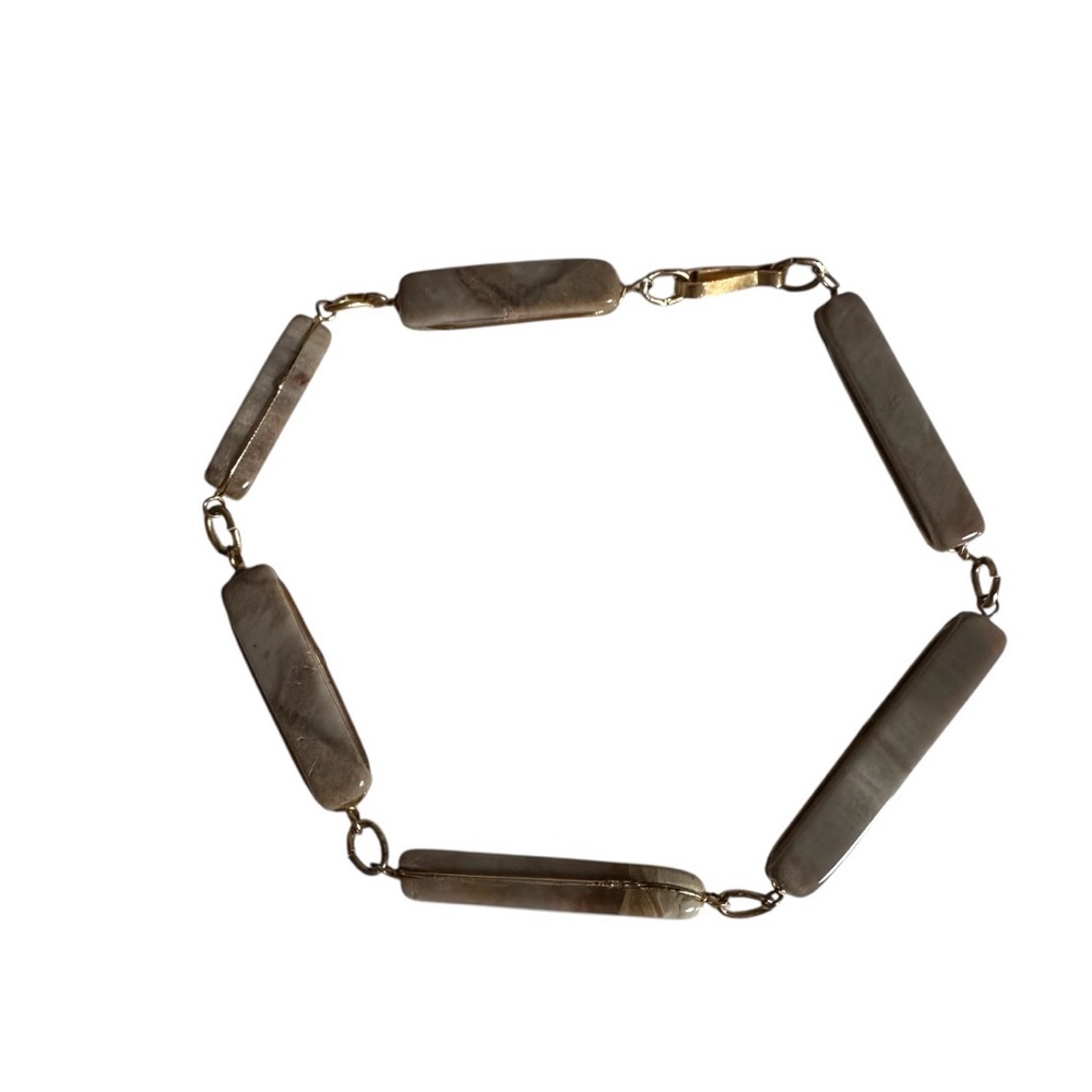 Agate Link Gold Tone Setting Bracelet